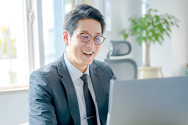 視覚・聴覚に訴えかけ、迷いをなくす「動画の力」